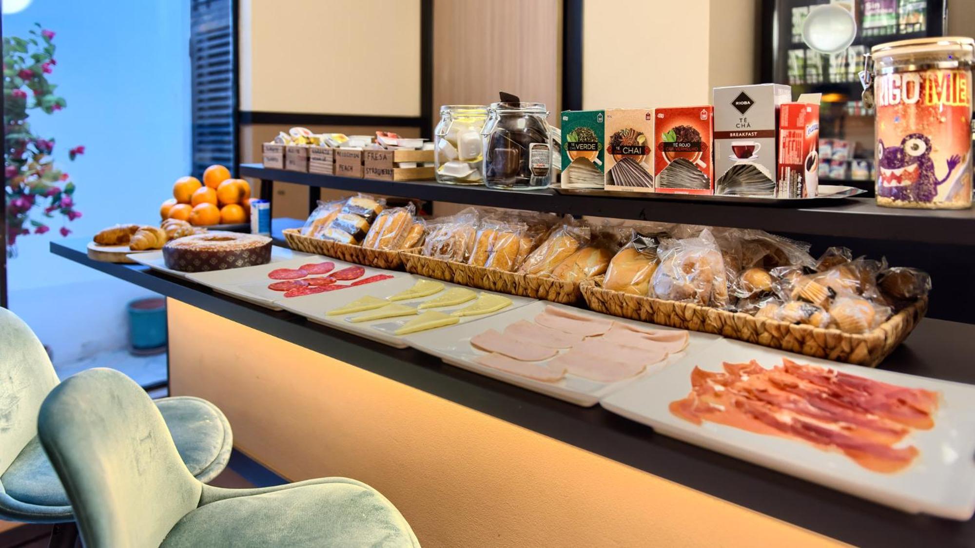 Hografic Hotel バレンシア エクステリア 写真