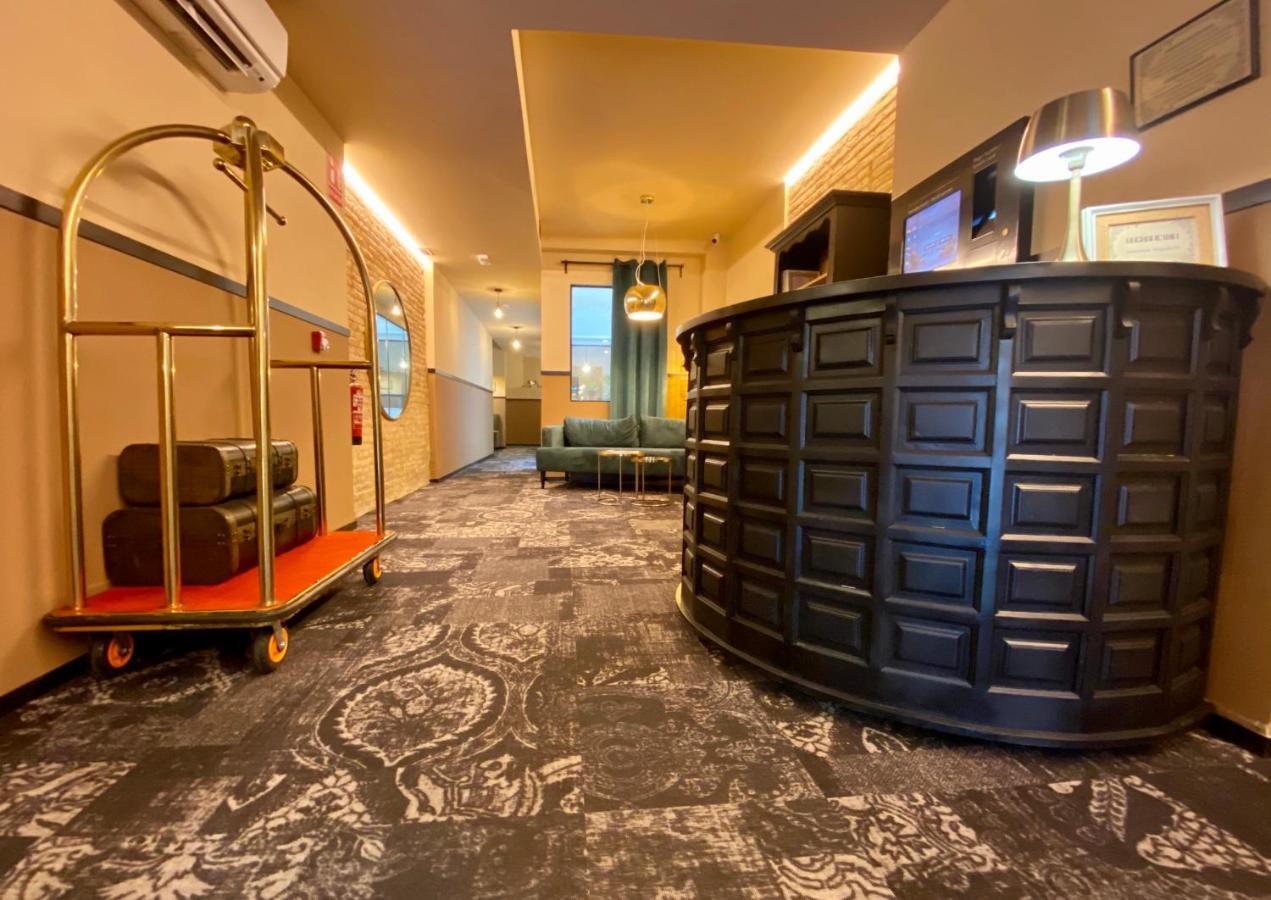 Hografic Hotel バレンシア エクステリア 写真